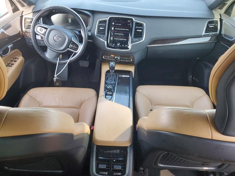 2019 VOLVO XC90 T6 MOMENTUM 8