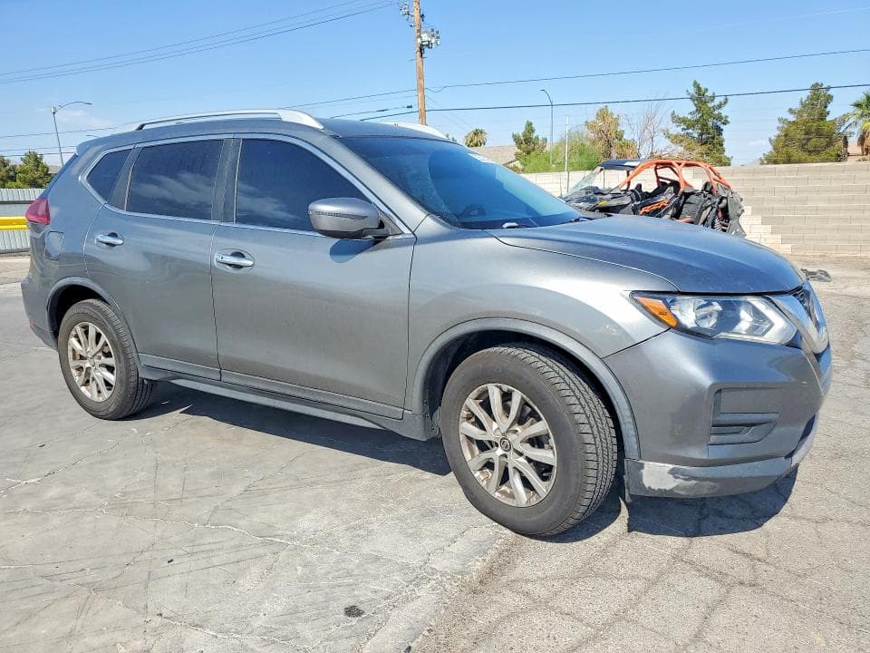 2018 NISSAN ROGUE SV 4