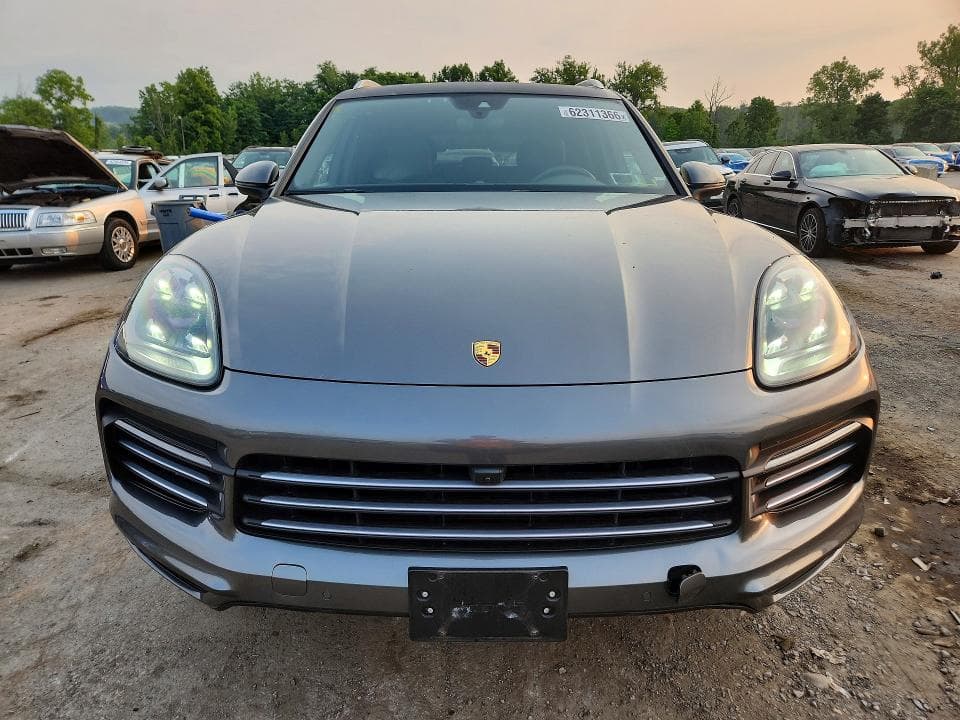 2022 PORSCHE CAYENNE 5