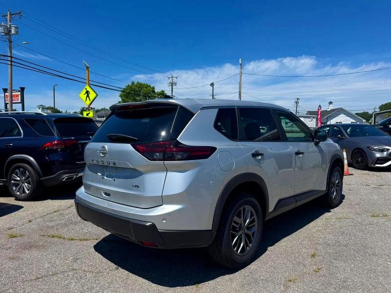 2025 NISSAN ROGUE S S 4