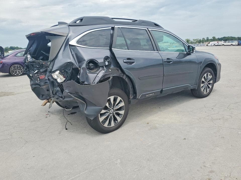 2023 SUBARU OUTBACK LIMITED 3