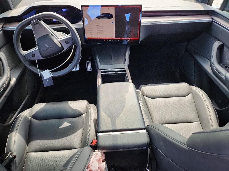 2024 TESLA MODEL X 8
