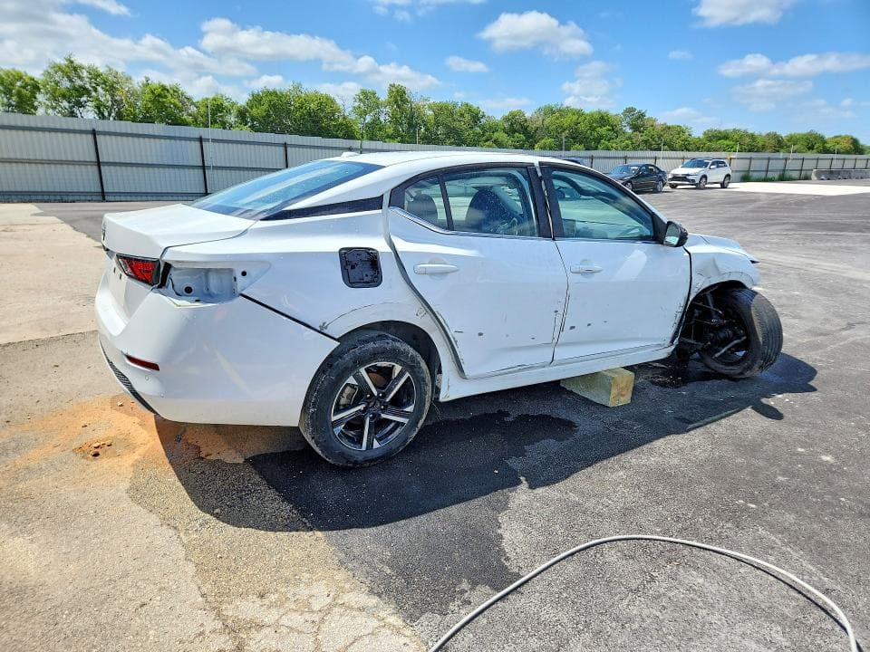 2025 NISSAN SENTRA SV 3