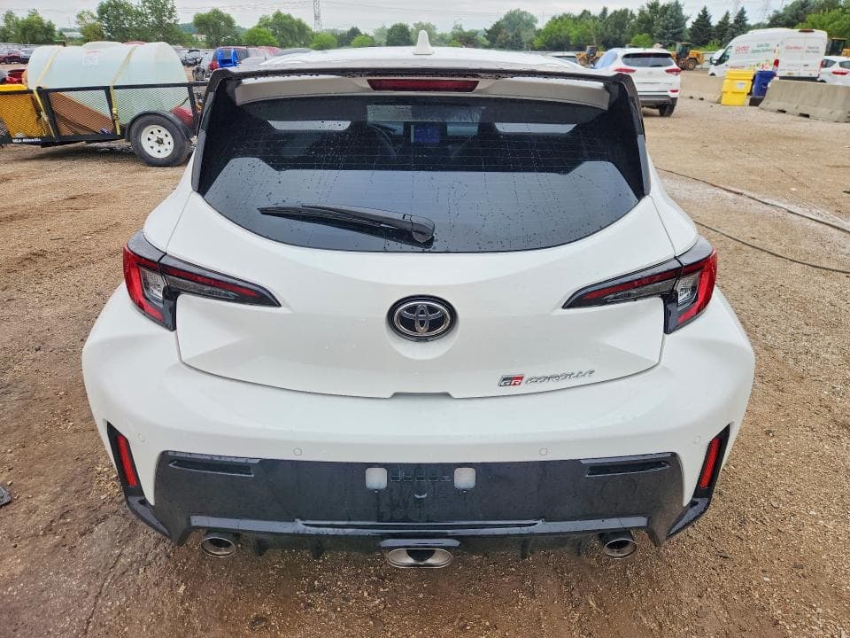 2024 TOYOTA GR COROLLA PREMIUM 6