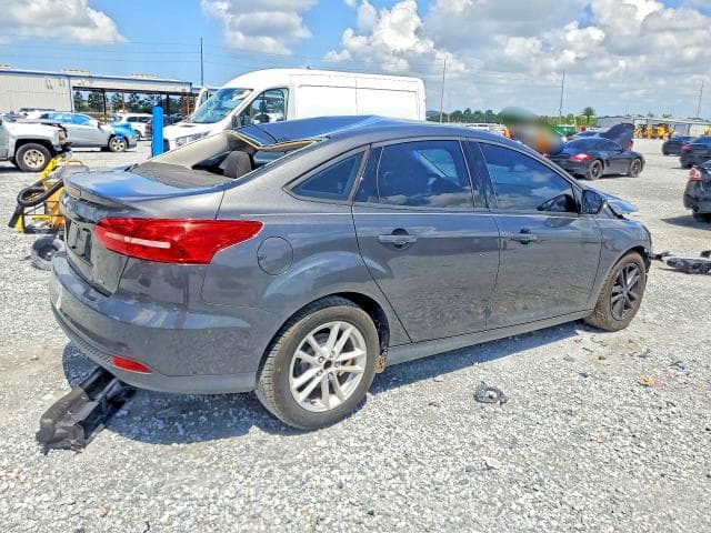 2017 FORD FOCUS SE 3