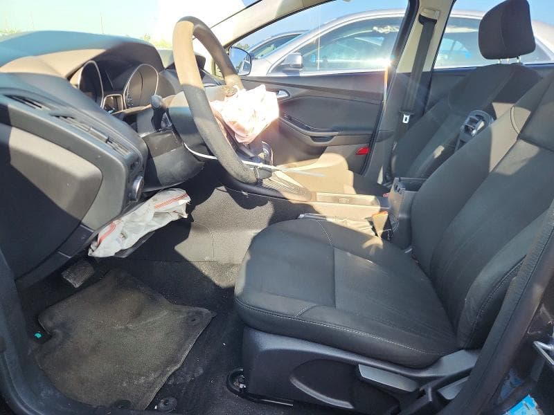 2017 FORD FOCUS SE 7