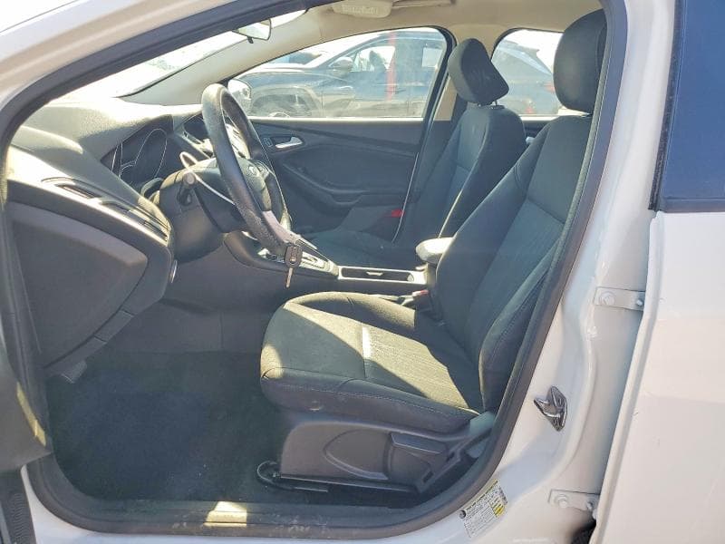 2017 FORD FOCUS SE 7