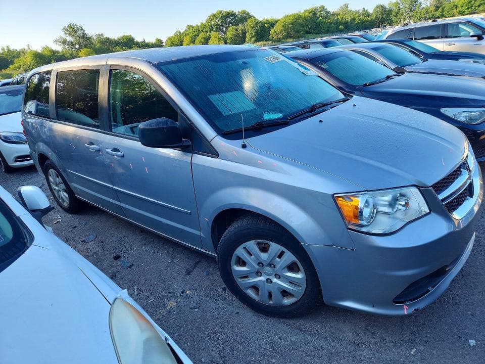 2017 DODGE GRAND CARAVAN SE 4