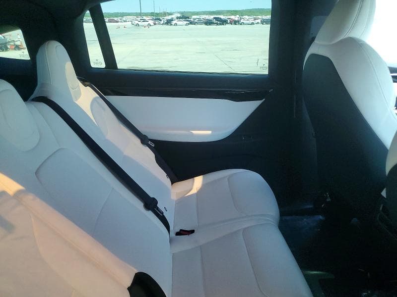 2020 TESLA MODEL X 11