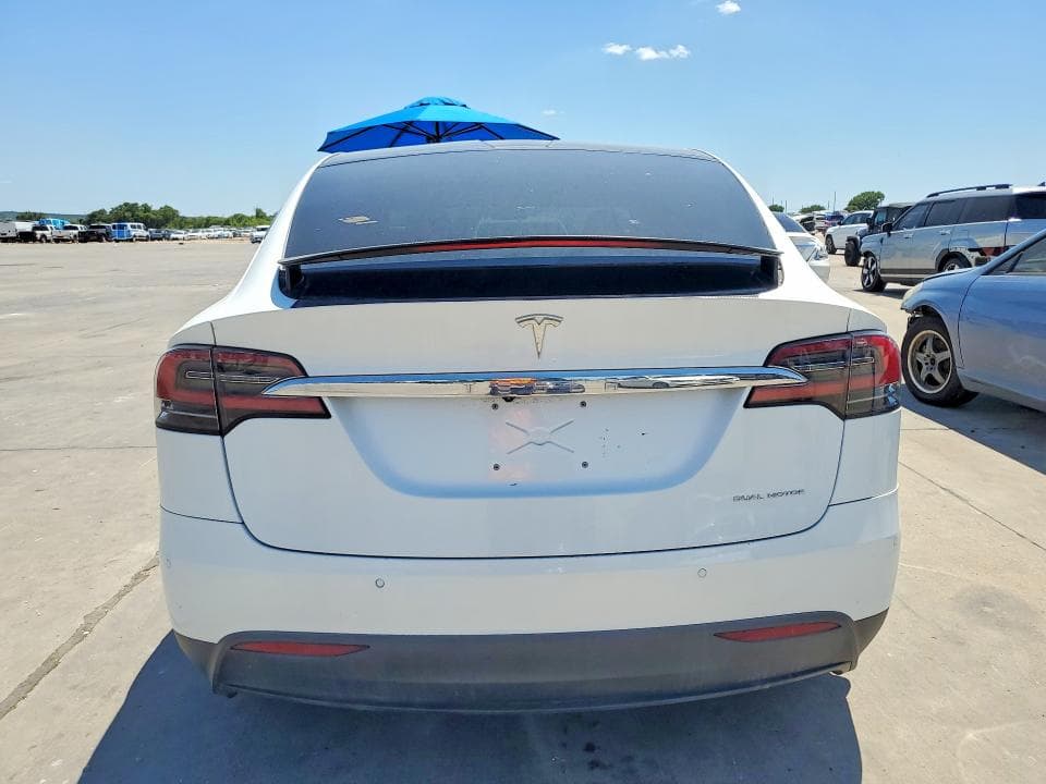 2020 TESLA MODEL X 6