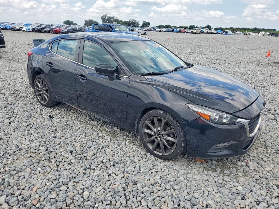 2018 MAZDA 3 TOURING 4
