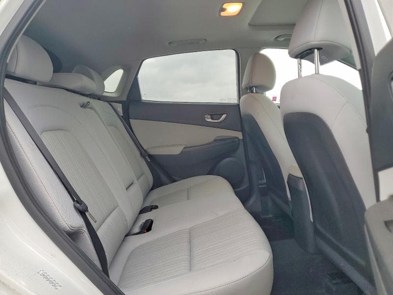 2022 HYUNDAI KONA SEL 11