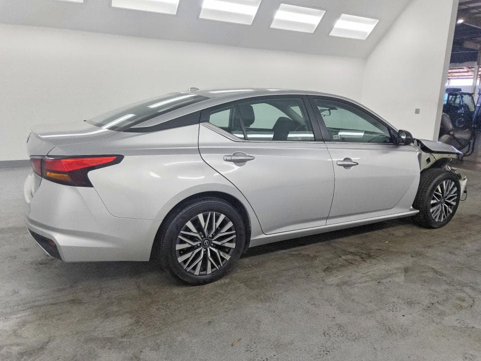2025 NISSAN ALTIMA SV 3