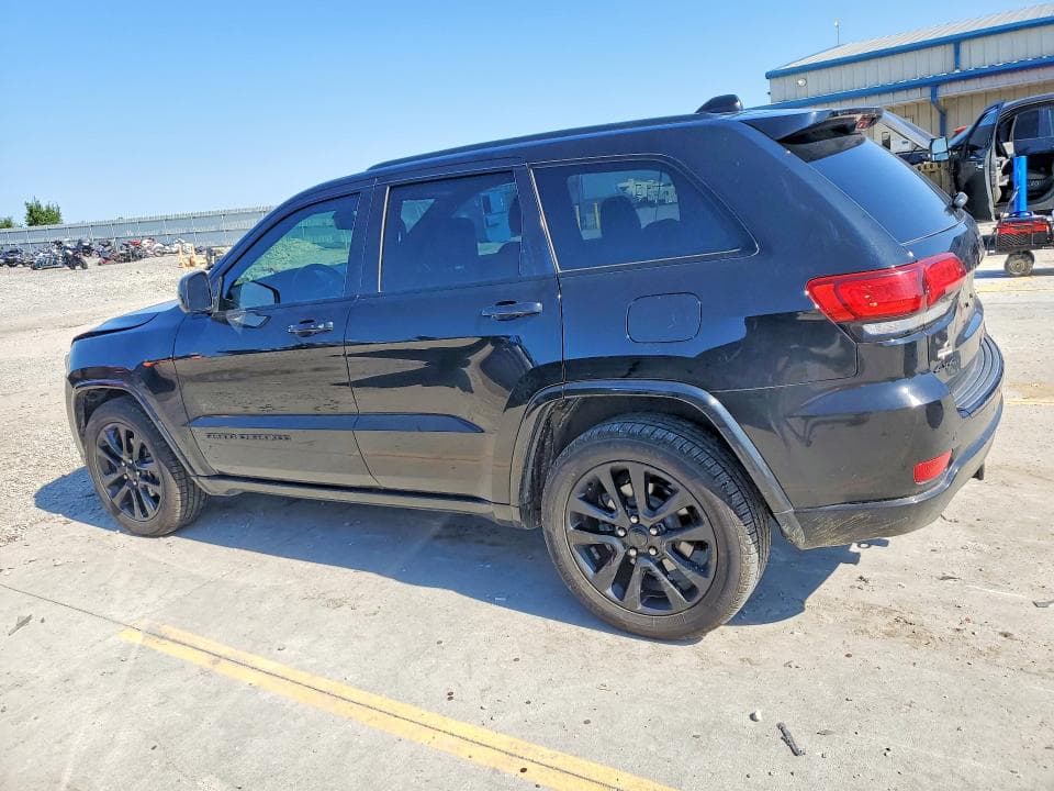 2018 JEEP GRAND CHEROKEE LAREDO 2