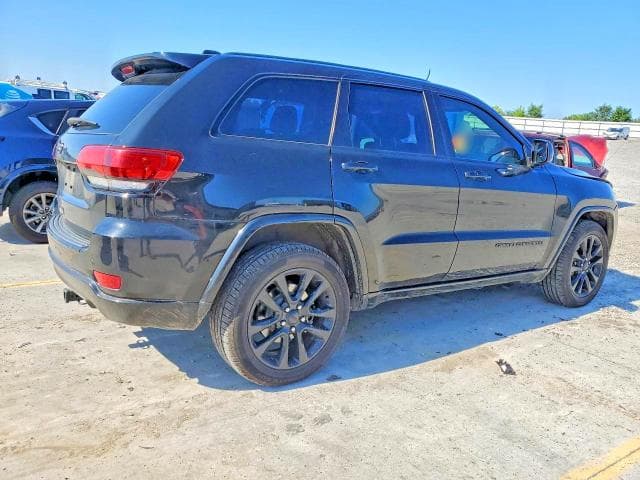 2018 JEEP GRAND CHEROKEE LAREDO 3