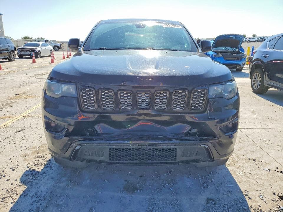 2018 JEEP GRAND CHEROKEE LAREDO 5