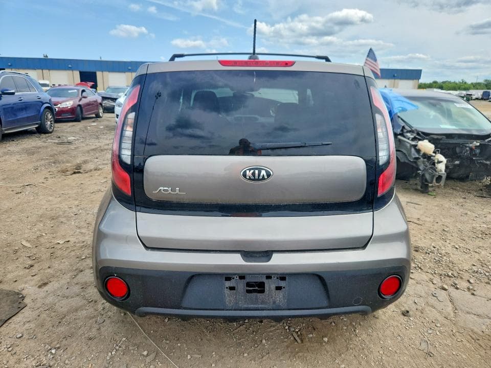 2018 KIA SOUL BASE 6