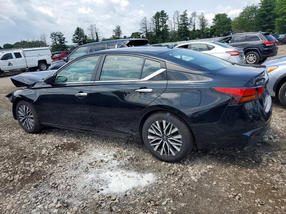2024 NISSAN ALTIMA SV 2