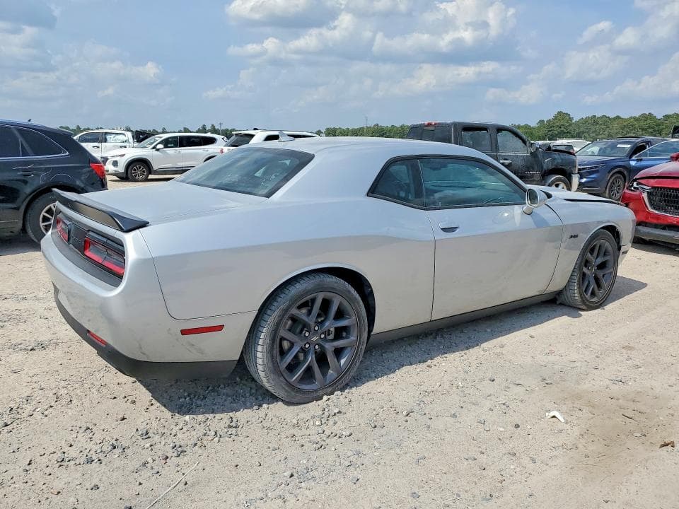 2023 DODGE CHALLENGER R/T 3
