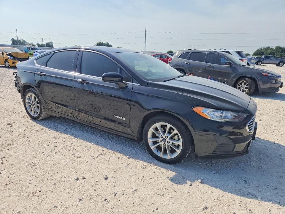 2019 FORD FUSION SE 4