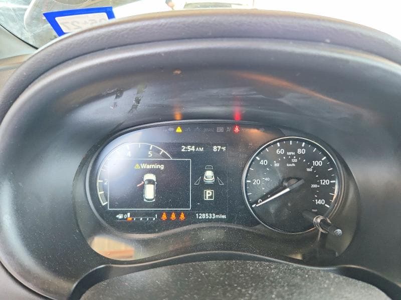 2023 NISSAN KICKS SR 9