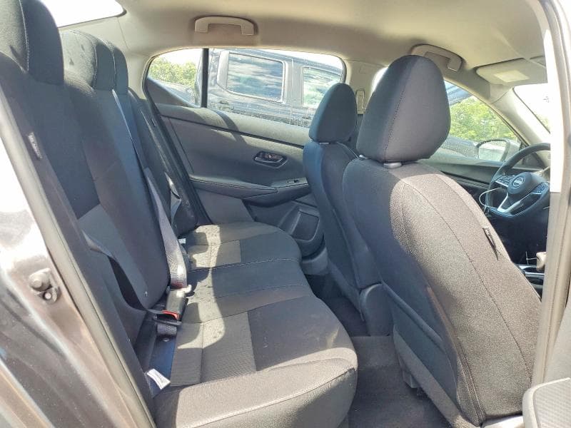 2025 NISSAN SENTRA SV 10