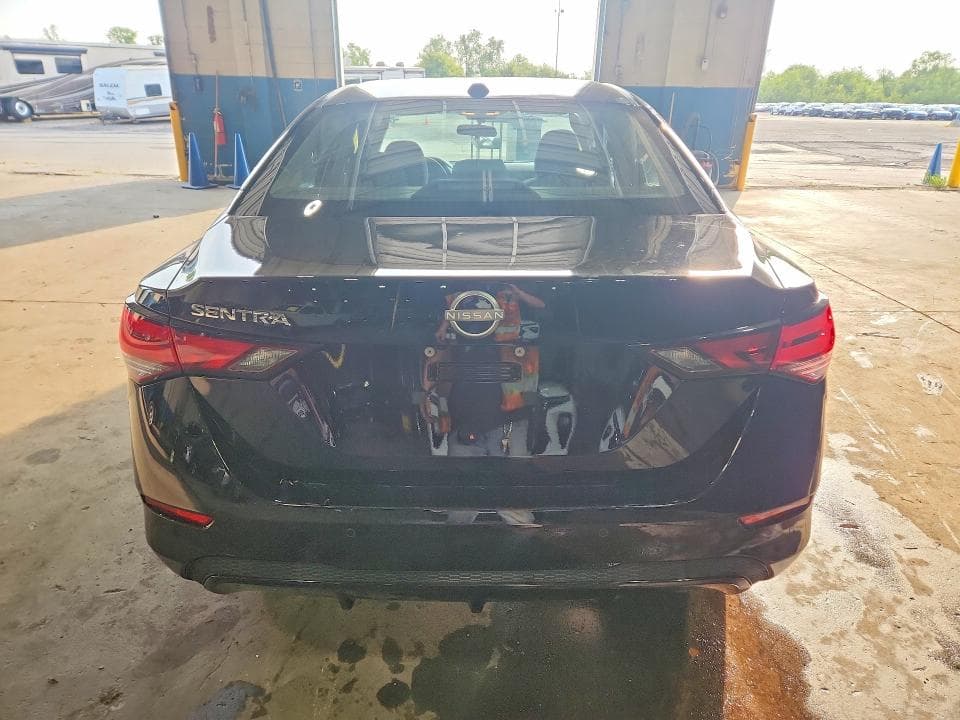 2025 NISSAN SENTRA SV 6
