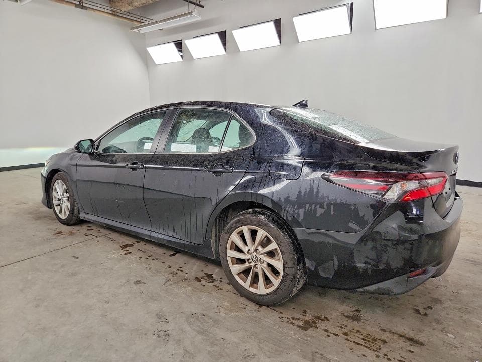 2022 TOYOTA CAMRY LE 2