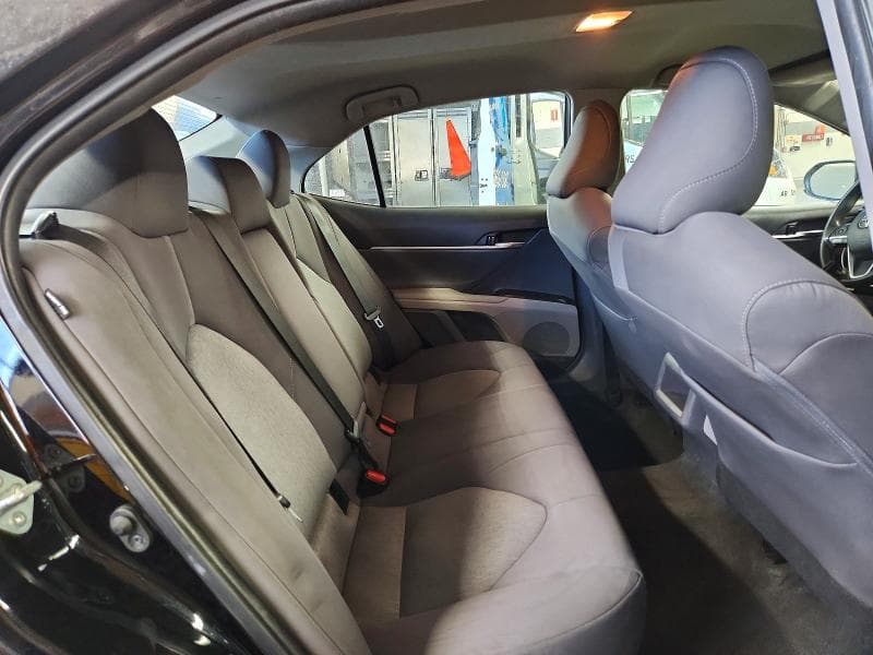 2022 TOYOTA CAMRY LE 10