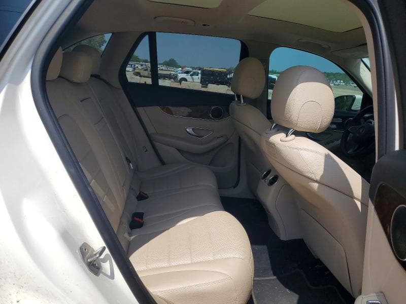 2018 MERCEDES-BENZ GLC 300 4MATIC 11
