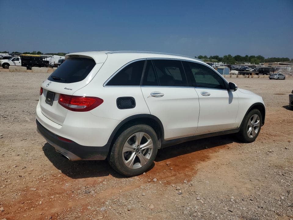 2018 MERCEDES-BENZ GLC 300 4MATIC 3