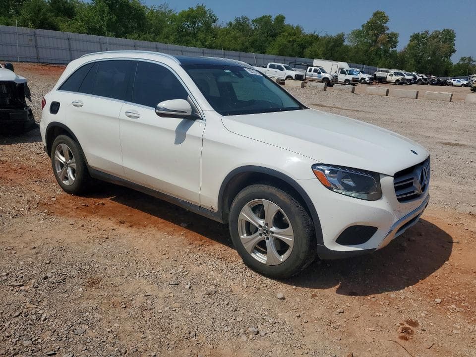 2018 MERCEDES-BENZ GLC 300 4MATIC 4