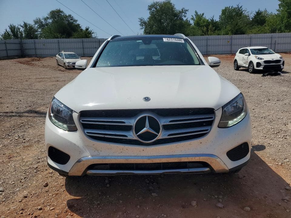 2018 MERCEDES-BENZ GLC 300 4MATIC 5