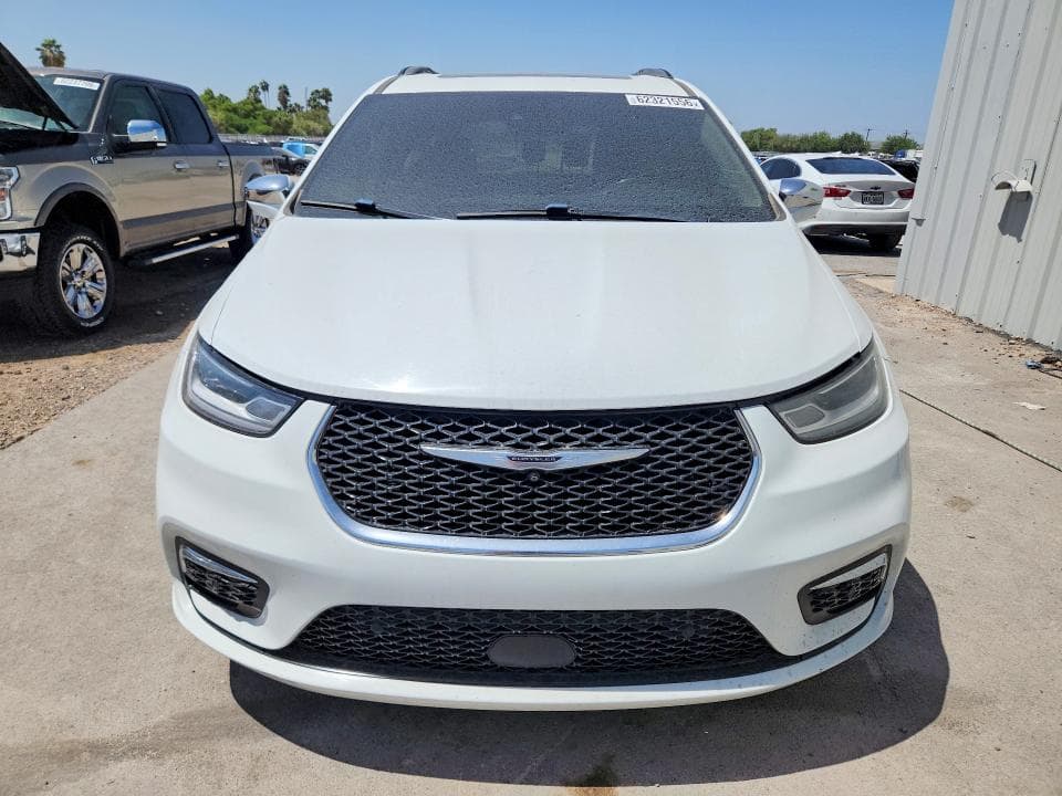 2022 CHRYSLER PACIFICA LIMITED 5
