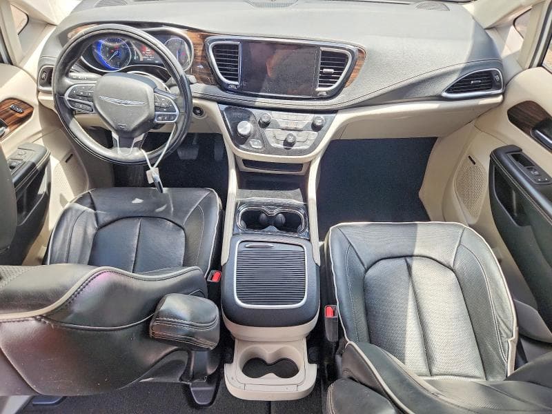 2022 CHRYSLER PACIFICA LIMITED 8