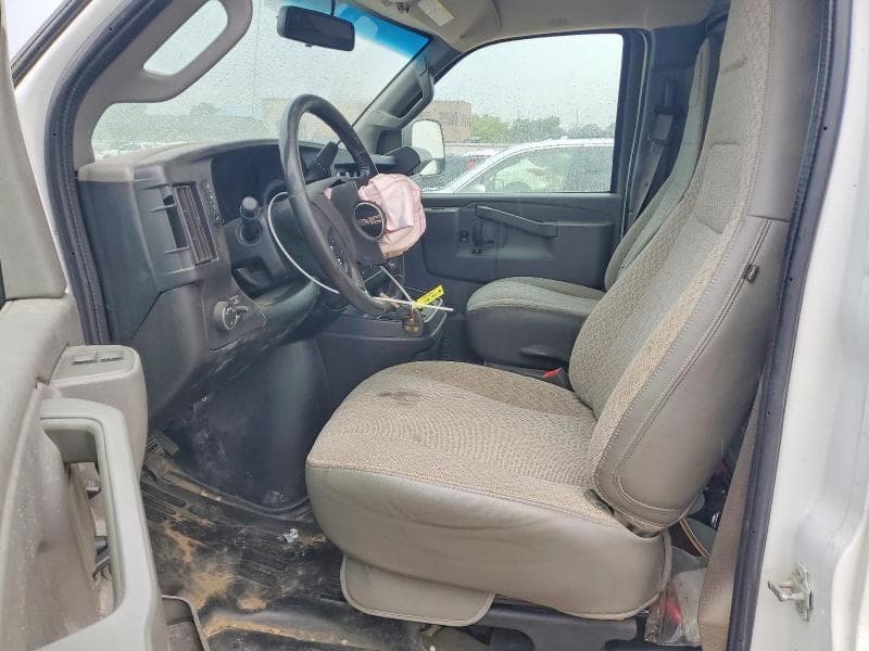 2020 GMC SAVANA G3500 7