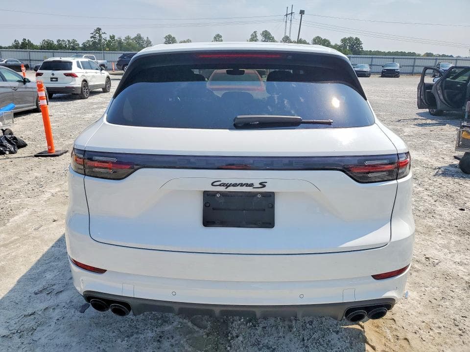 2021 PORSCHE CAYENNE S 6