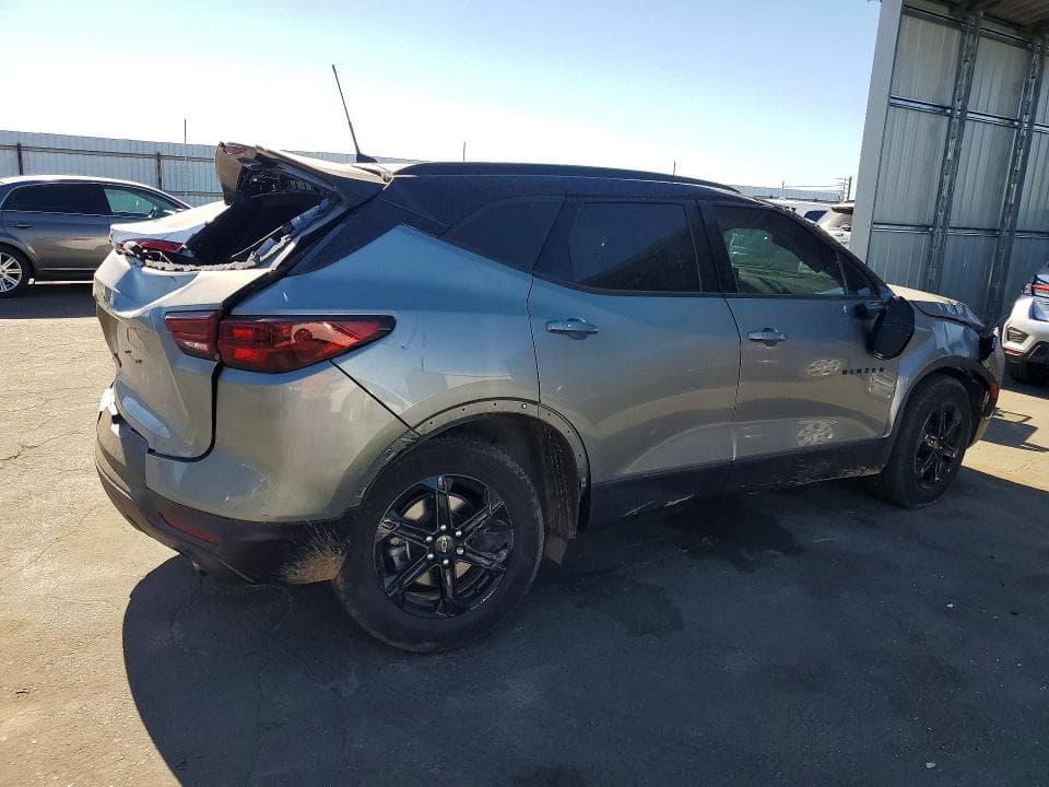 2023 CHEVROLET BLAZER 2LT 4