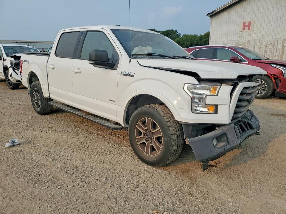 2017 FORD F150 SUPERCREW 4