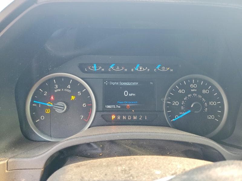 2017 FORD F150 SUPERCREW 9