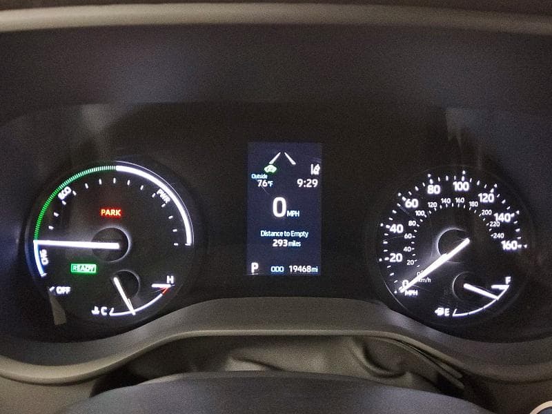 2023 TOYOTA SIENNA 9
