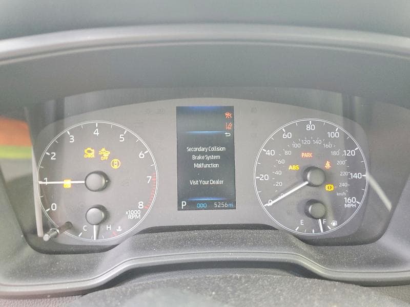 2025 TOYOTA COROLLA SE 9