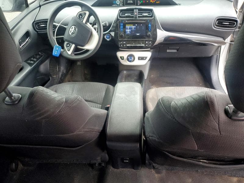 2017 TOYOTA PRIUS TWO 8