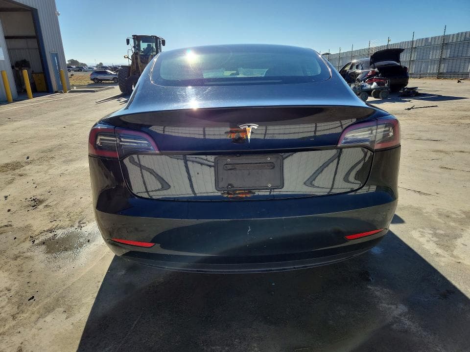 2023 TESLA MODEL 3 6