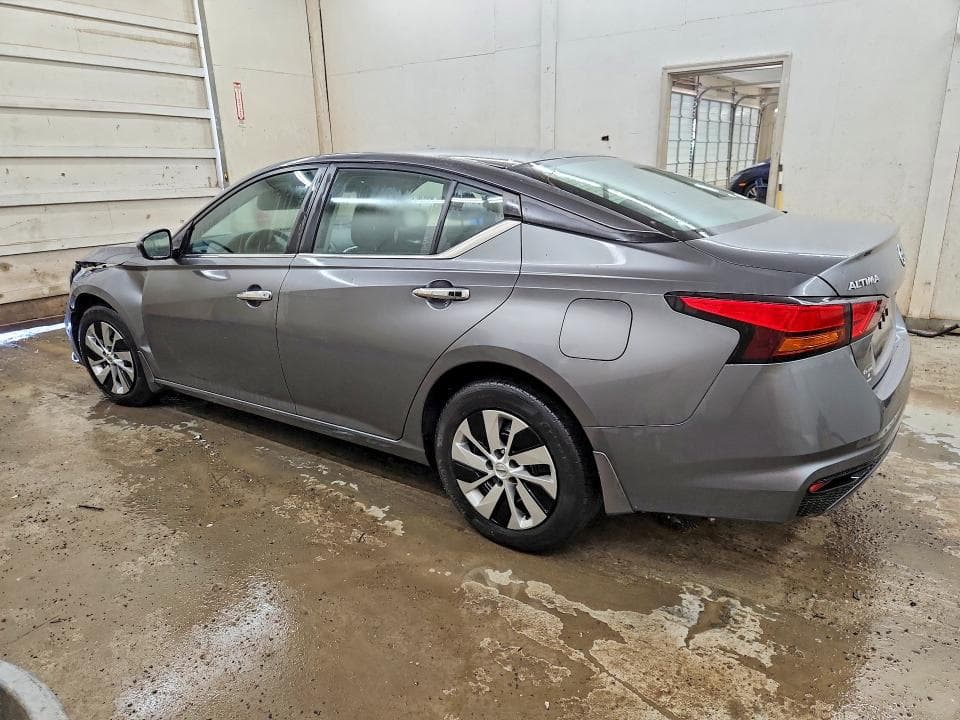 2022 NISSAN ALTIMA S 2