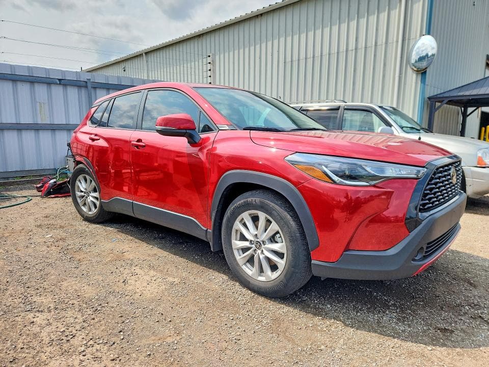 2023 TOYOTA COROLLA CROSS LE 4