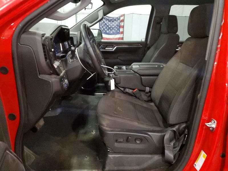 2026 CHEVROLET SILVERADO K1500 LT 7