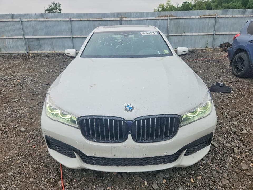 2019 BMW 750 XI 5