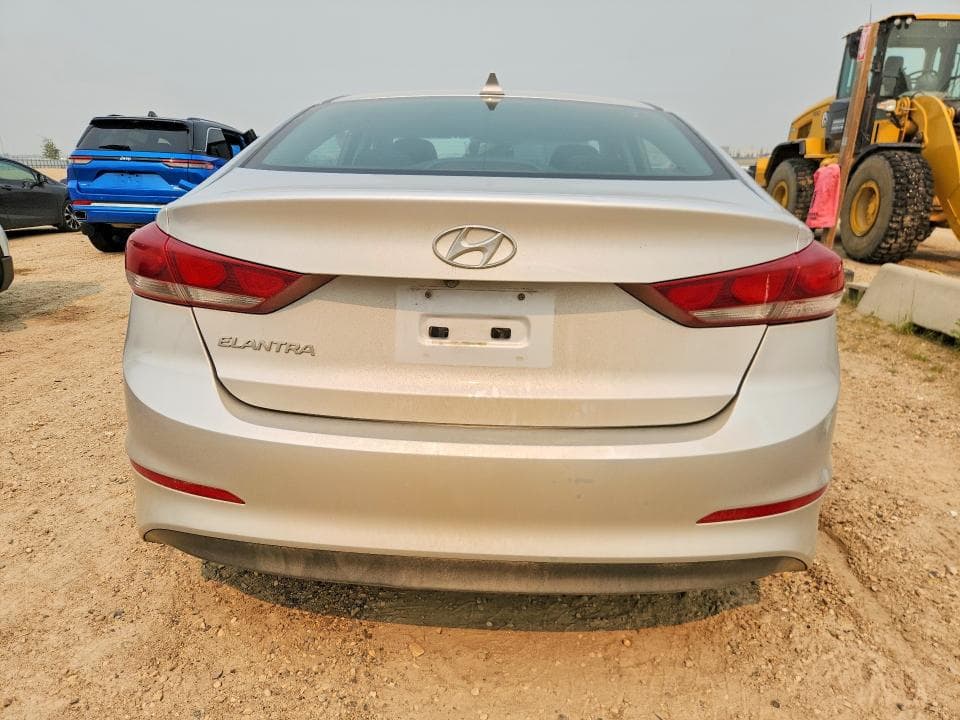 2017 HYUNDAI ELANTRA SE 6