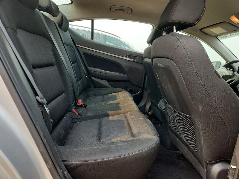 2017 HYUNDAI ELANTRA SE 10